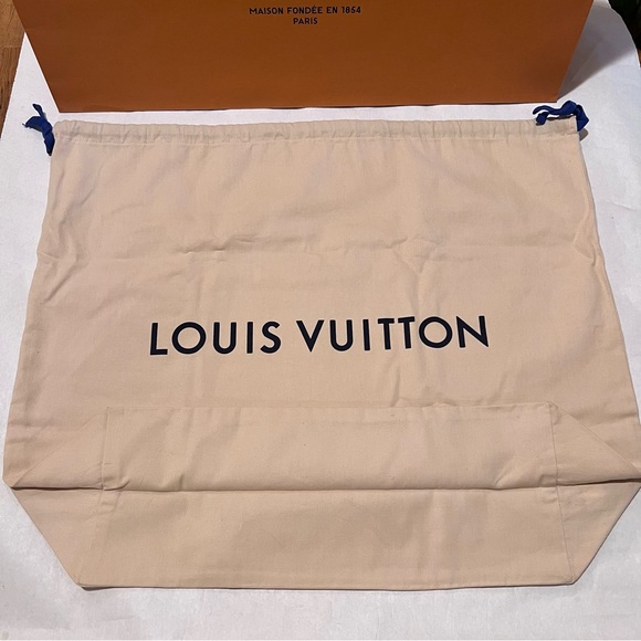 Authentic NEW Louis Vuitton Large Dustbag and Small Paperbag - Picture 4 of 9